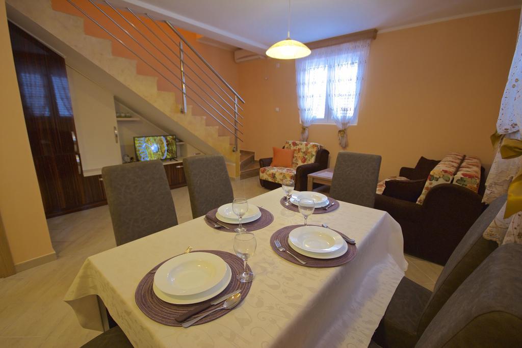 Zanjice Luxury Suite Lustica Exterior photo
